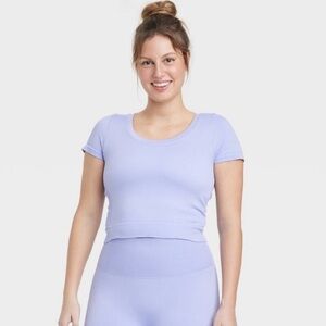 🆕 All In Motion Athletic| Ribbed| Cropped| Seamless Shirt